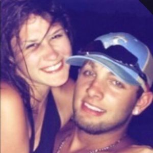 Meet your Posher, Dakota